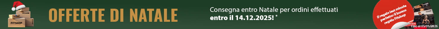 Un banner pubblicitario natalizio con sfondo verde e una ghirlanda luminosa nella parte superiore dell'immagine. Sul lato sinistro sono raffigurati diversi pacchetti con la scritta “Fitshop”. Accanto ad essi sono raffigurati diversi buoni regalo Fitshop. In un riquadro di testo evidenziato in rosso è riportata la scritta “Il regalo last minute perfetto: il buono regalo Fitshop”. Sul lato destro è scritto in maiuscolo “Offerte di Natale” con l'aggiunta “Consegna entro le feste per ordini effettuati entro l'11.12.2025!“